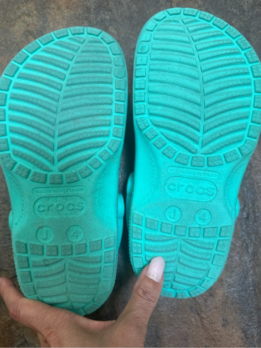 Crocs Classic Clog Lagoon Turquoise Big Kids Size J4 EU 36–37 women’s size 6